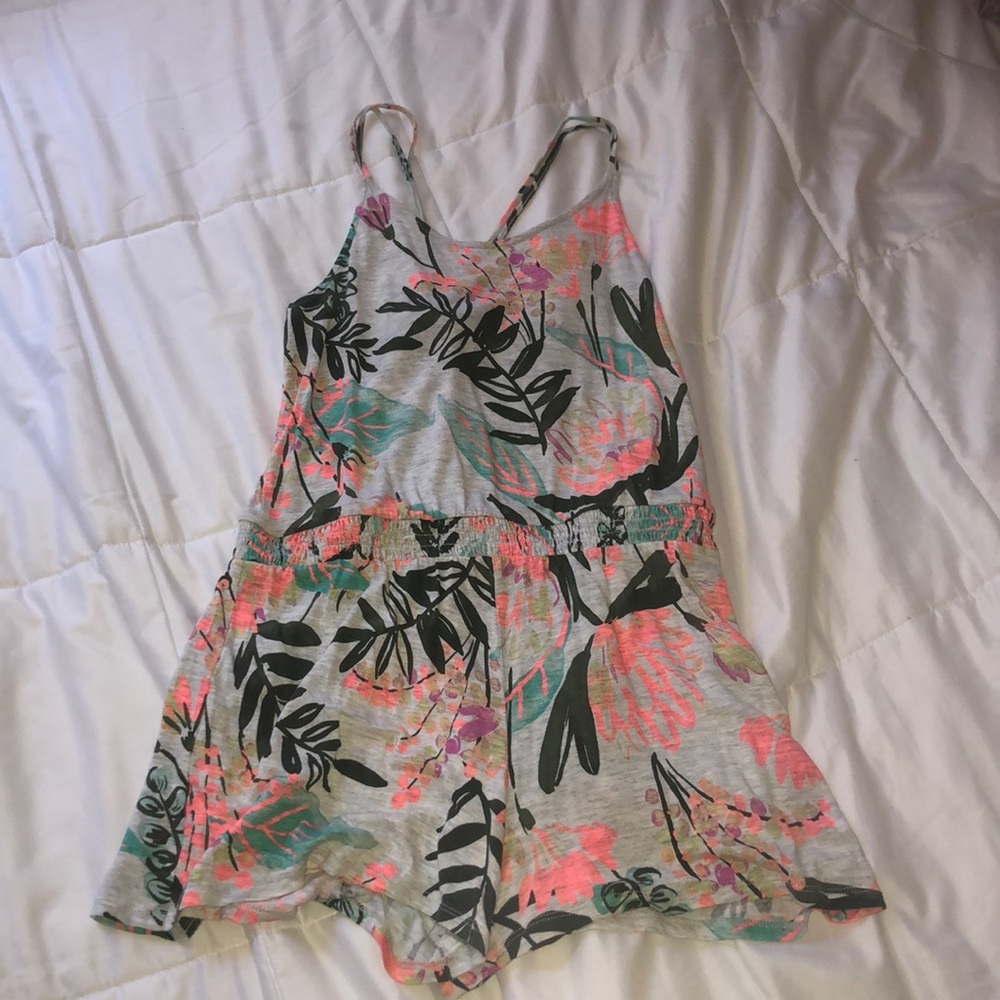 Cute Old Navy Romper *MINT CONDITION!*